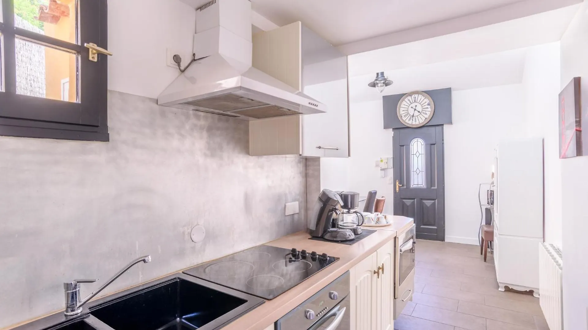 Apartment Appartement 6 Personnes En Centre-Ville Et Piscine Hyeres France